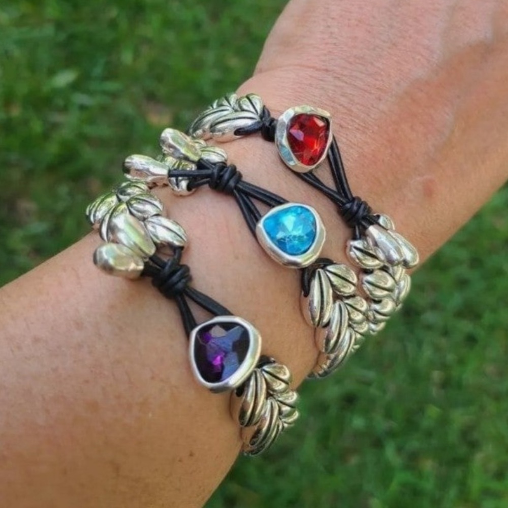 ESPIGA • Bohemian Bracelet • Red Crystal - Picture 8 of 10